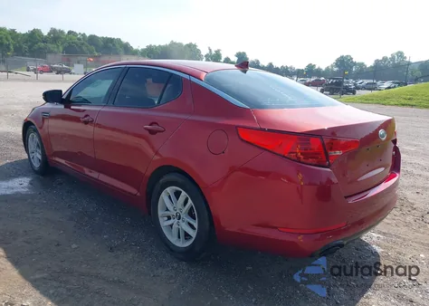 2011 Kia Optima Lx из США, поврежденный, VIN KNAGM4A77B5109967